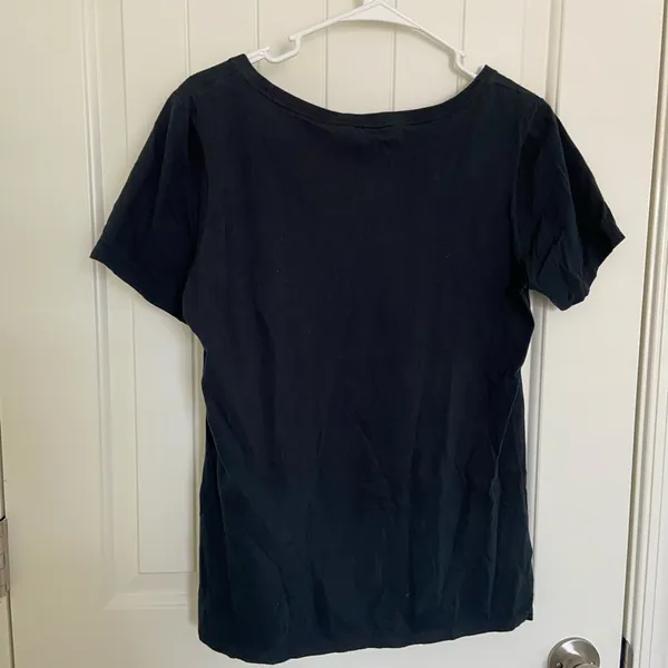Nike‎ women’s graphic tshirt — large - Image 5
