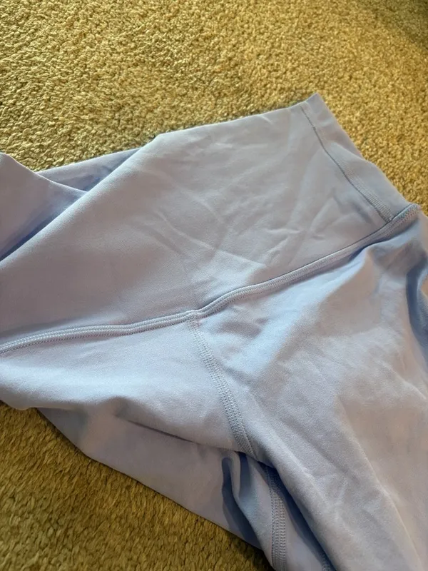 Lululemon Size 4 High Waisted Athletic Leggings - Image 4