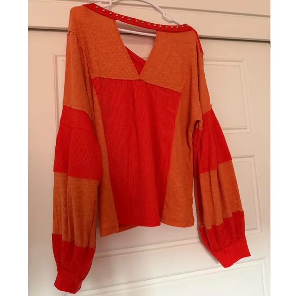Charming Charlie sz L Women Studded Waffle VNeck Long Sleeve Top patchwork stitch - Image 10