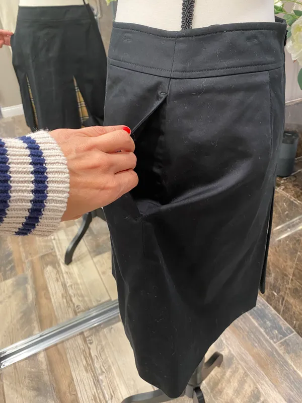 Burberry Golf Skirt Black Plaid - Image 9