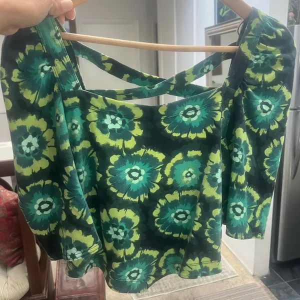 Free People green floral/ crossed back straps sz L - Image 2