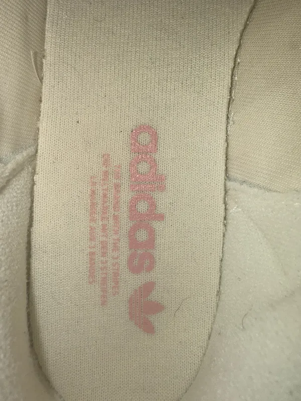 BRAND NEW Pink/Gol Adidas Campus 00s - Image 4
