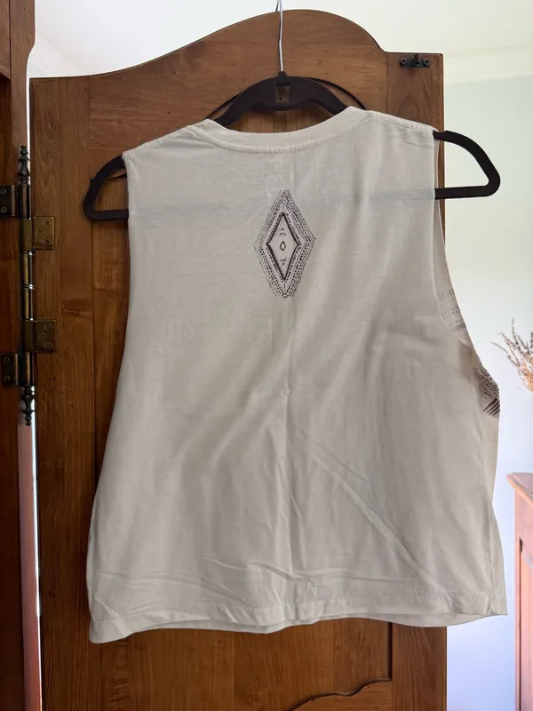 Roxy Muscle Tank Crop Top - Image 2