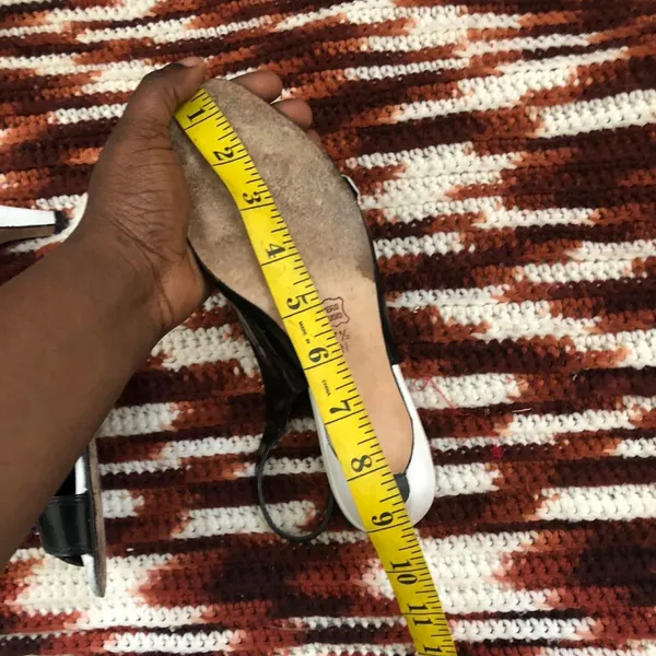 90s/2000s Y2K Vaneli Black White Open Peep Toe Silver Buckle Genuine Leather Slingback Pumps Kitten Heel Shoes Gothic Office Siren Core Dark Academia Whimsygoth Corporate-7.5N Measurement in pics - Image 4