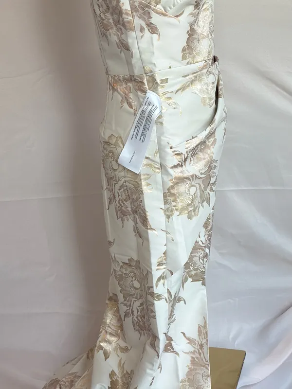 Kay Unger Ivory Dress with Gold Floral Jacquard - Image 5