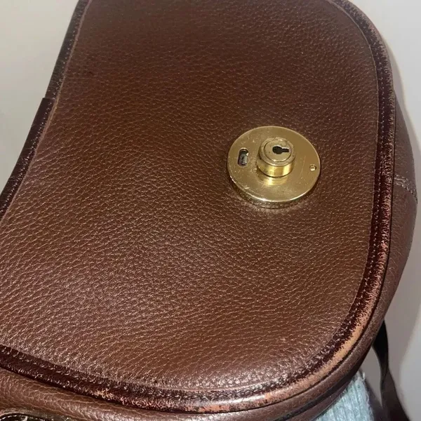 ✨Vintage Dooney & Bourke Awl Leather Compartment Flap Brown Bag✨ - Image 13