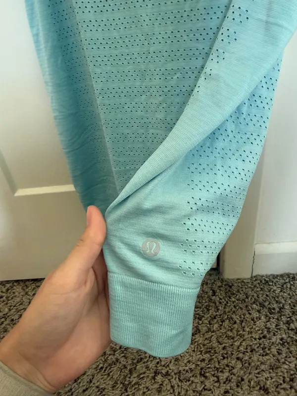 Lululemon Breeze By Muscle Tank - Image 3
