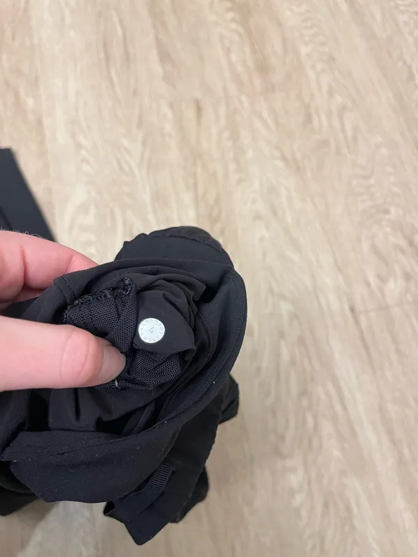 lululemon pants - Image 4