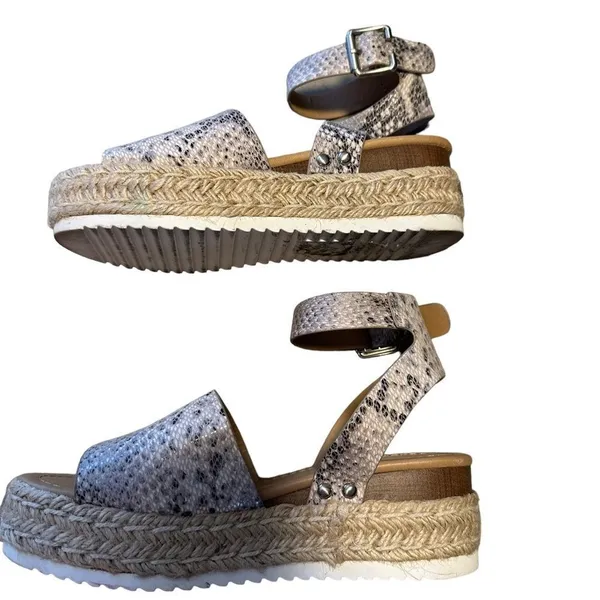 SODA Sandals Snake Print Grey 7 Womens Espadrille Platform Ankle Strap - Image 8