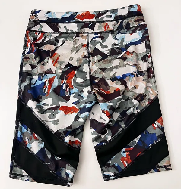 Free People Movement Daybreak Green Camo Reversible Bike Shorts Size S - Image 2