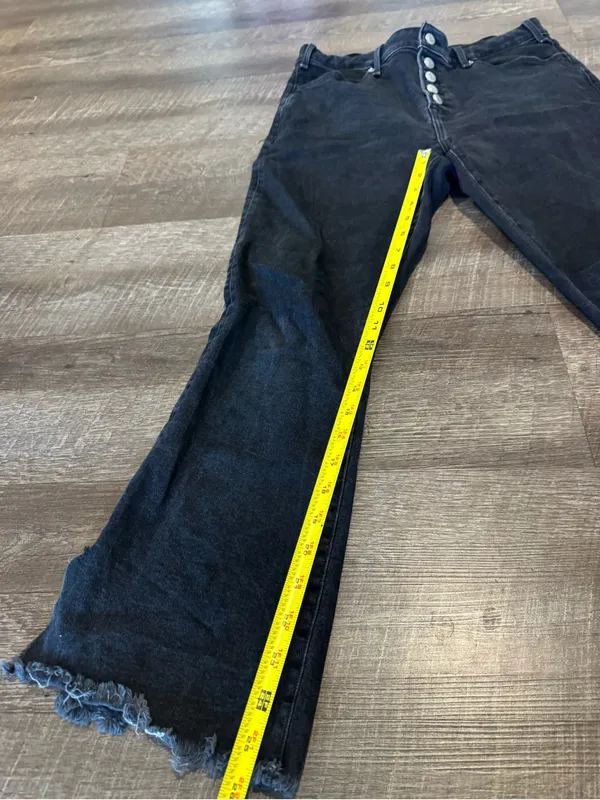 Abercrombie & Fitch Black Ankle Flare High Rise Jeans - Image 5