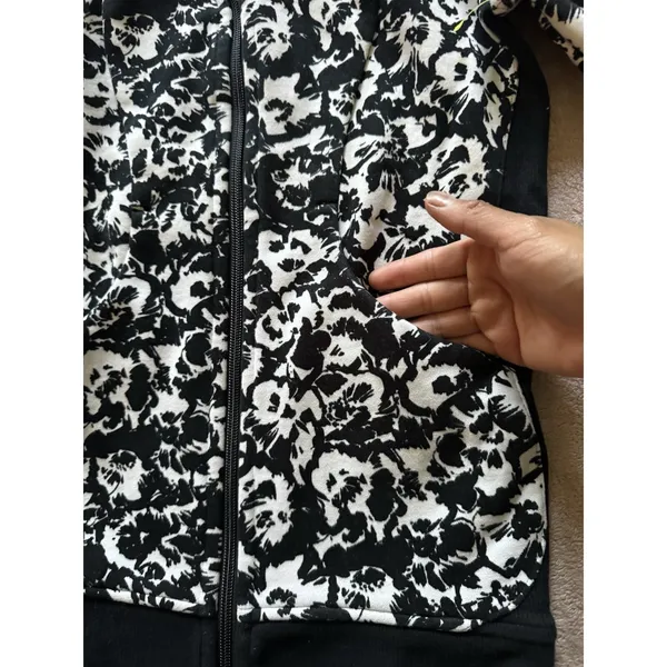 Lululemon Womens Cozy Cuddle Up Jacket Fleur Sombre White Black Fleece Sz 2 - Image 5