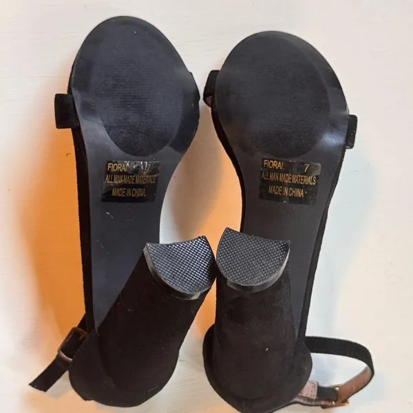 Black High Heel Strappy Ankle Shoes Sz 7 - Image 9