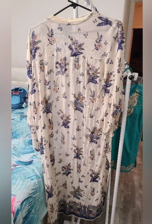 Angie Cream, Boho Blue and Pink Floral Duster Kimono, Medium/Large - Image 3
