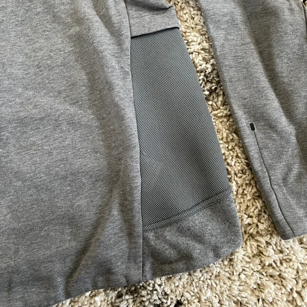 Nike EUC  Tech Fleece Mesh Crewneck Pullover - Image 5