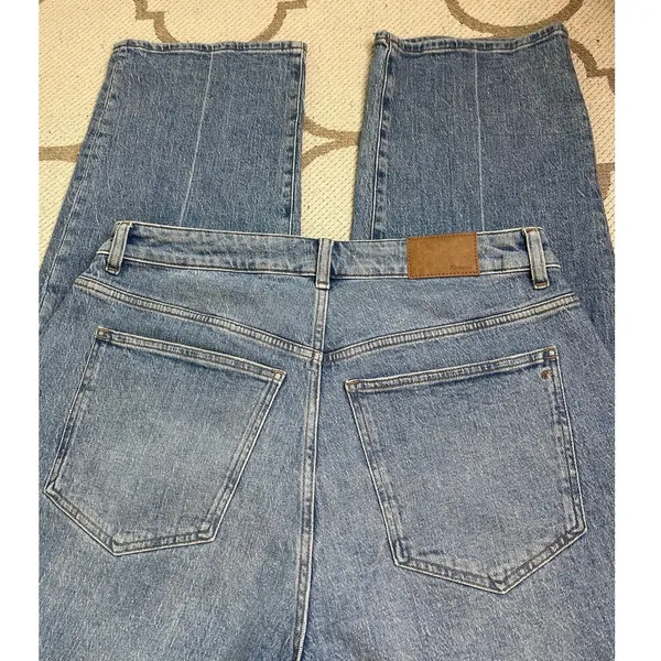 Madewell The Plus Curvy 90’s Straight Blue Jeans, size 14W, DM784, high-rise - Image 4