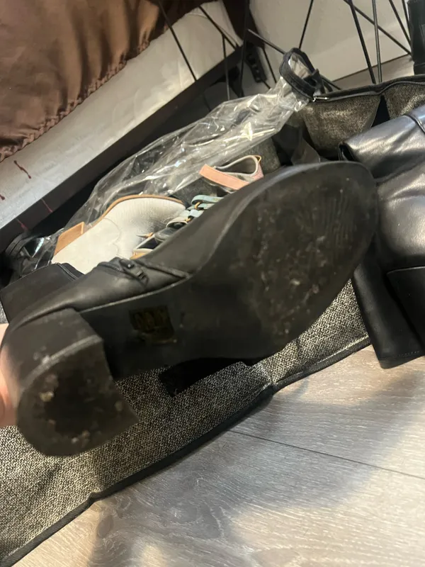 Black boots Size 8 - Image 9