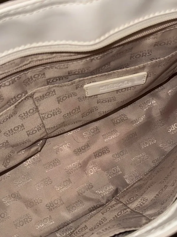 Michael Kors White Embossed Logo Patent Tote Bag Chain Strap Shoulder Purse - Image 5