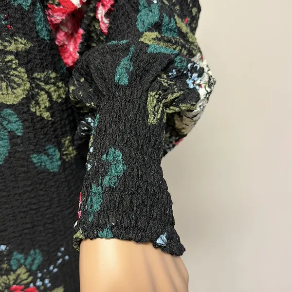 NWT Loft Long Puffed Sleeve Puckered Floral Top - Image 5