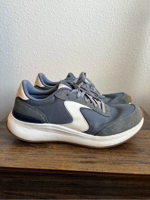 Skechers Women’s Blvd Retro Revival Sneakers - Image 2