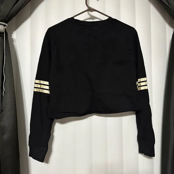 NOLA New Orleans Saint black/gold sweatshirt style long sleeve crop top - Image 4