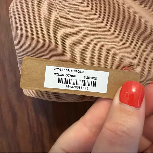 NWT‎ Skims Fits Everybody Sheer Scoop Bralette Ochre XXS - Image 4
