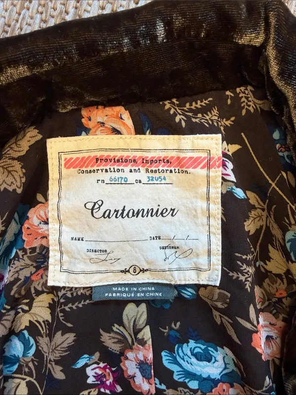 Cartonnier Olive Velvet Single-Button Blazer with Floral Lining - Image 2