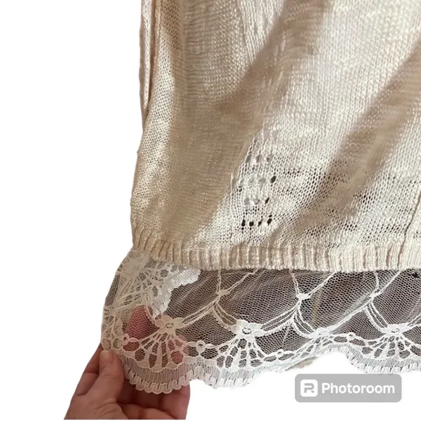 Moon & Maddison Cream Knit Lace Trim Tunic Top - Image 12
