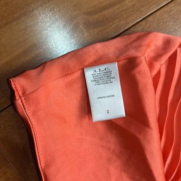 ALC Frank NWT Pleated Coral Crop Camisole Top size‎ 2 - Image 7