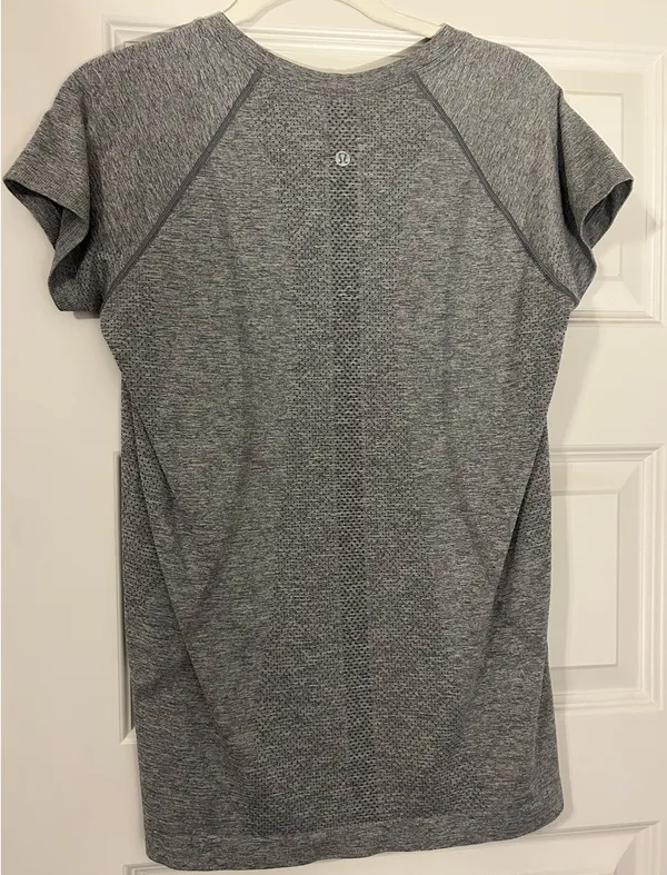 Lululemon Swiftly Tech Short Sleeve Shirt - Image 3