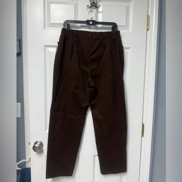 Women's Classic Brown Straight Leg Pants Size 12 - Image 4