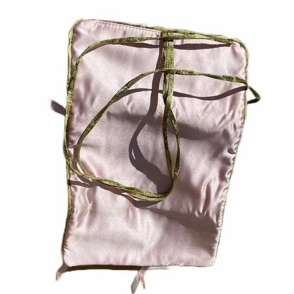 NWOT 3-Piece Travel Toiletry, Jewelry Roll & Makeup Bag Set, Pink & Light Green - Image 10