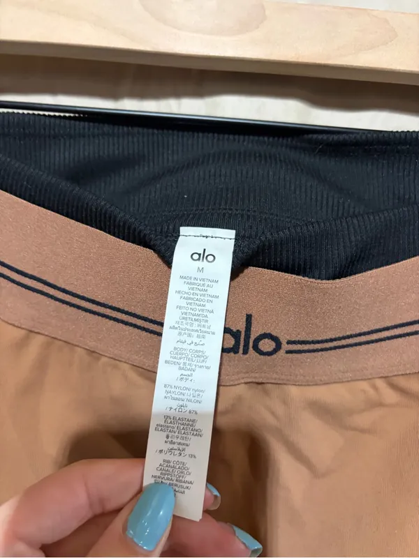 Alo leggings - Image 3