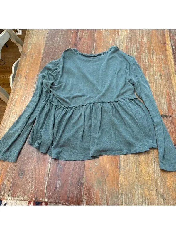 Altar'd State Green Floral Peplum Tee Size Small - Image 11