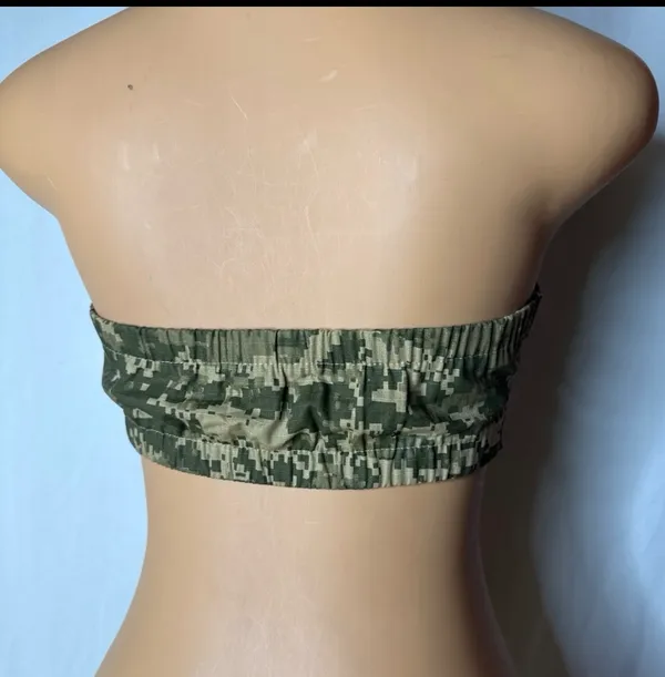 Camo Pretty Little Thing Crop Top - Image 5