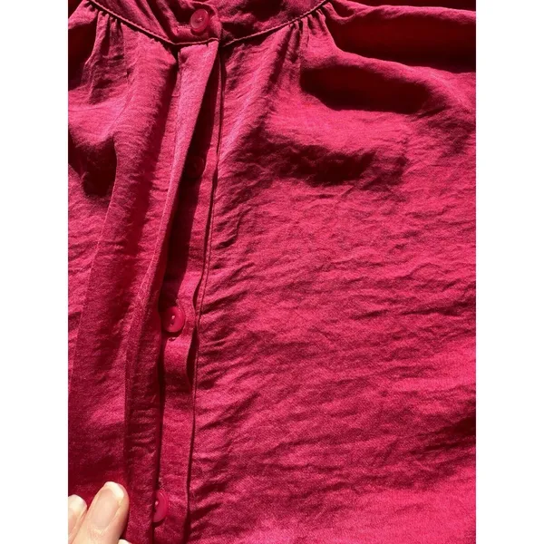 Alex & Lili Short SLV Pullover Silky Blouse Bright Pink High Neck Size Medium - Image 4