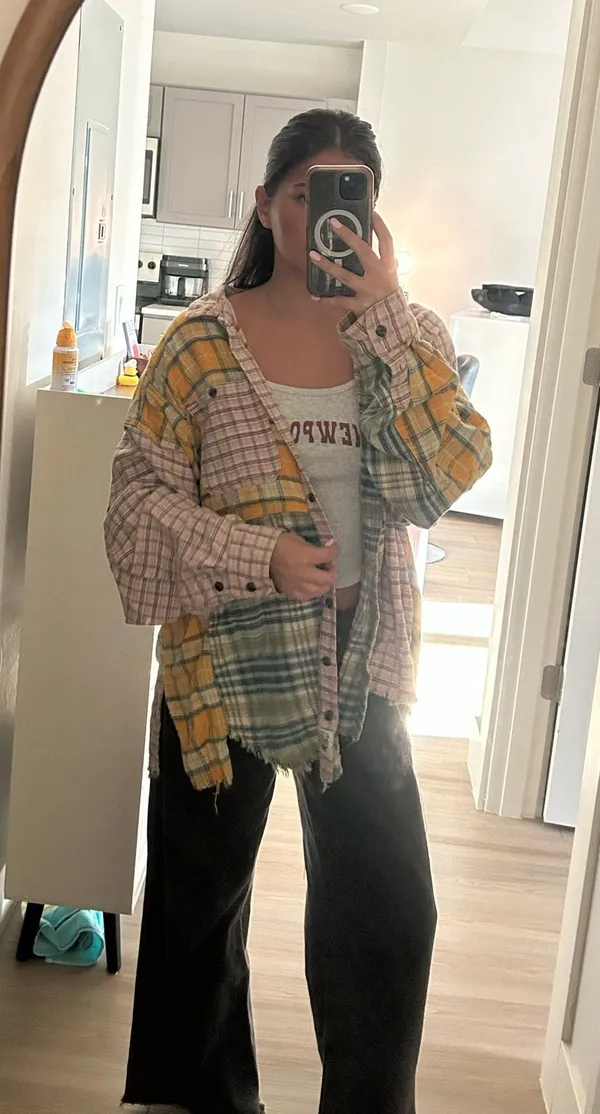 Urban Outfitters Flannel BDG - Image 3