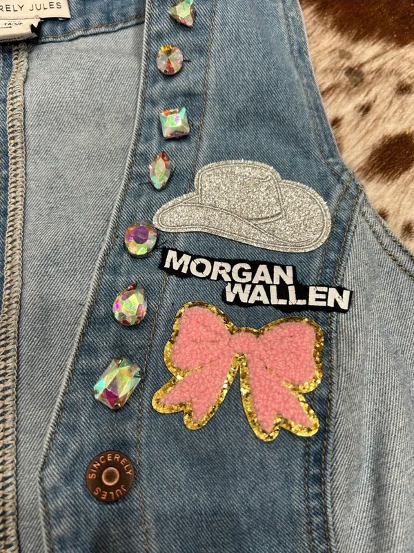 Custom Morgan Wallen jean vest size small - Image 2