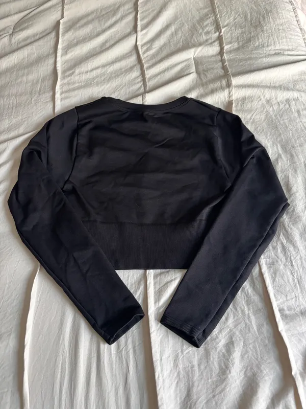 Black Aerie Long Sleeve Athletic Top - Image 2