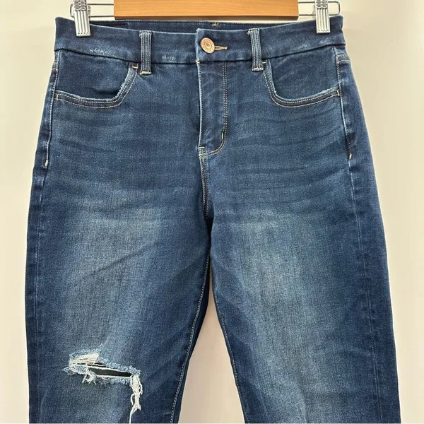 American Eagle Dark Wash Mid Rise Curvy Jegging Distressed Jeans Size‎ 4 Short - Image 2