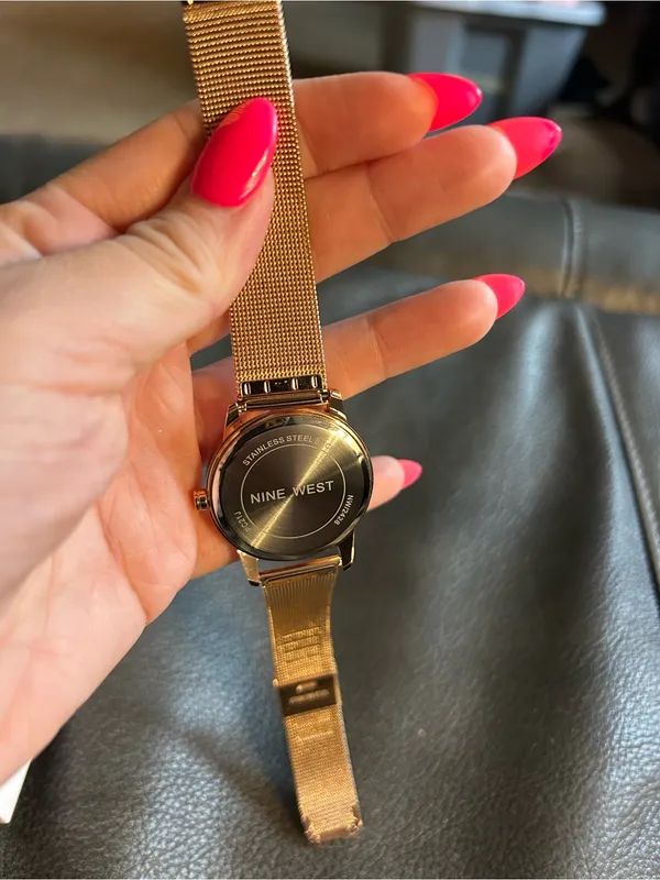 Nine West Women's Quartz Rose Gold-Tone Stainless Steel Mesh Band and Flower‎ Watch, 35mm - Image 12