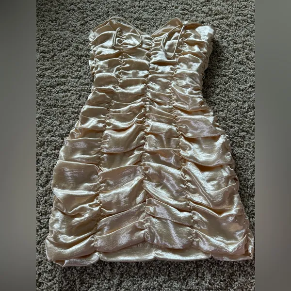Lucy in the Sky Champagne Ruched Satin Mini Dress - Image 3
