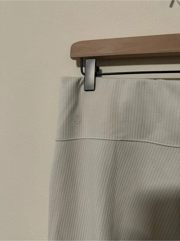 Lululemon brushed softstream ribbed flare pant size 10 W5GVKS - Image 9