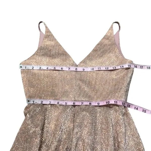 Dress the Population Delilah Rose Gold Metallic Midi Dress S Wedding Guest - Image 4
