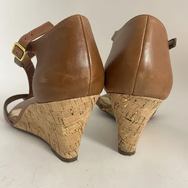Lauren Ralph Lauren Wedge Sandals Women 10B T Strap Harleen Leather‎ Cork Heels - Image 9