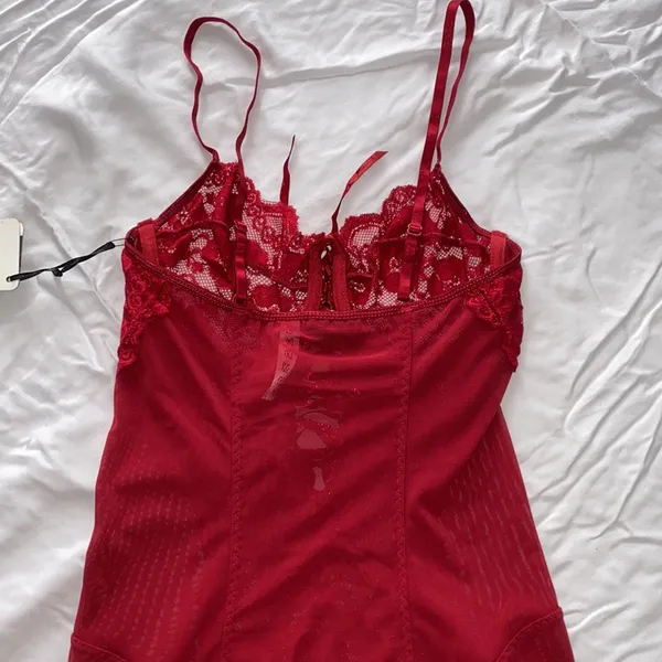 NWT Lace Chemise Red Size M - Image 9