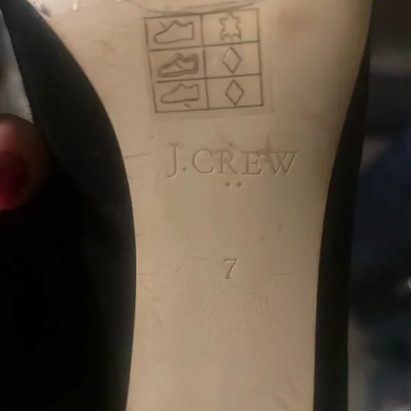 J.Crew Olive Suede Black Sz 7 Pumps - Image 7