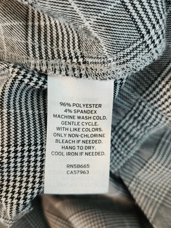 Nordstrom Rack Black and White Plaid Pull-On Ankle Pants Size Large - Image 10