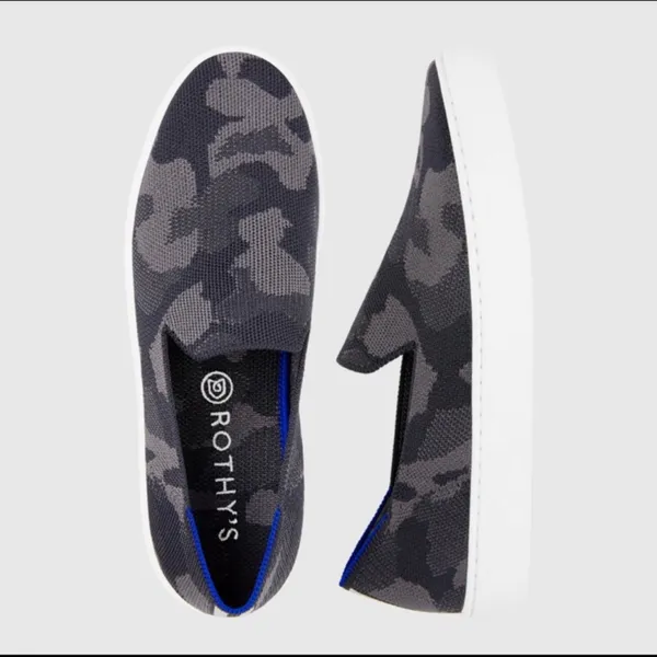 Rothys Grey Camo Sneakers - Image 6