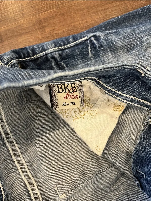 BKE Harper Bootcut Jeans Dark Wash Contrast Stitch Embroidered 29R (29x31.5) - Image 3